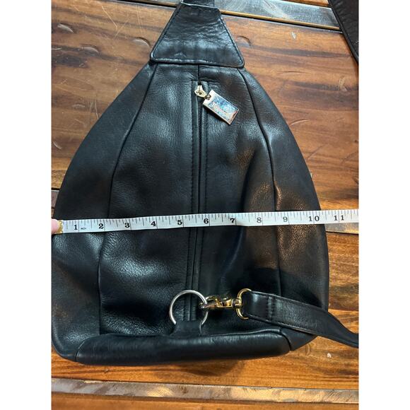 TIGNANELLO Black crossbody backpack - Picture 4 of 6